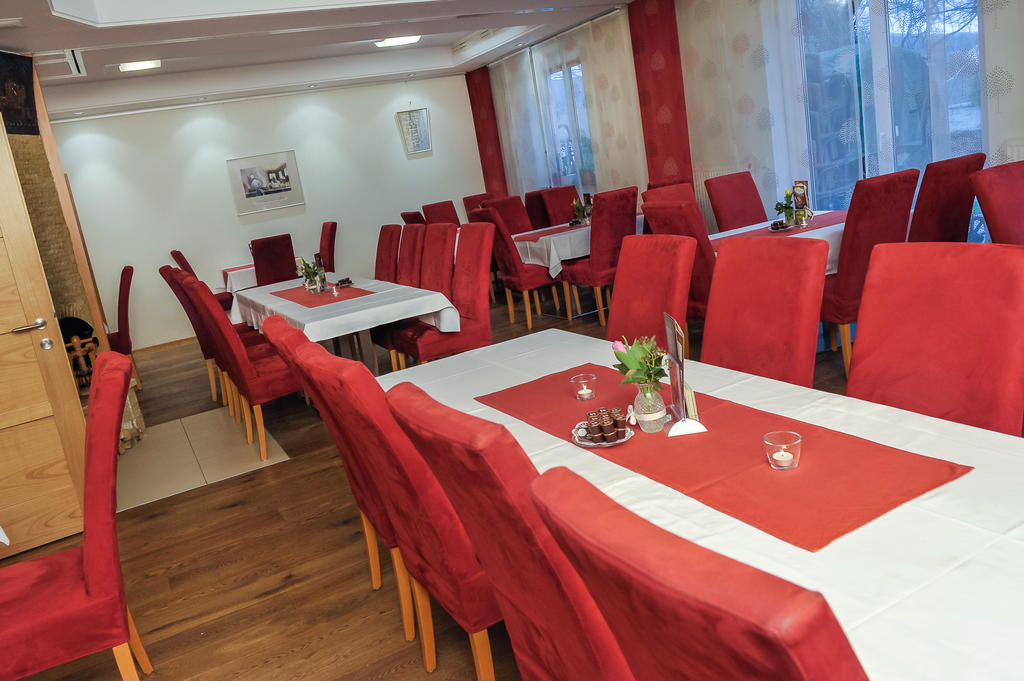 Hotel Hubertus Freistadt Luaran gambar